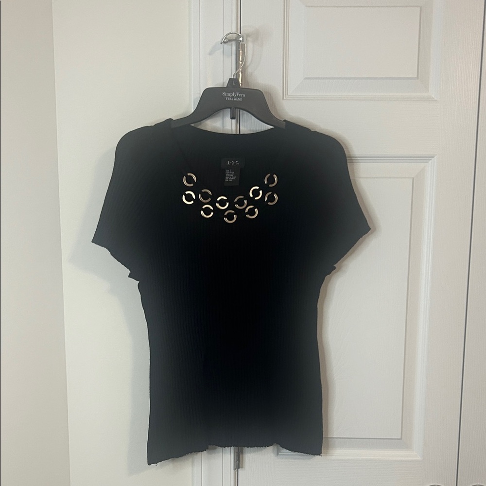 RQT Black Knit with Silver Ring Accent
